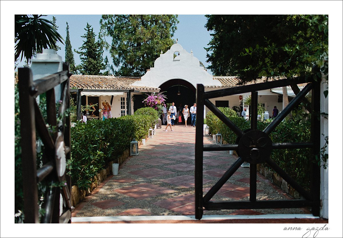 Cortijo de los Caballos entrance