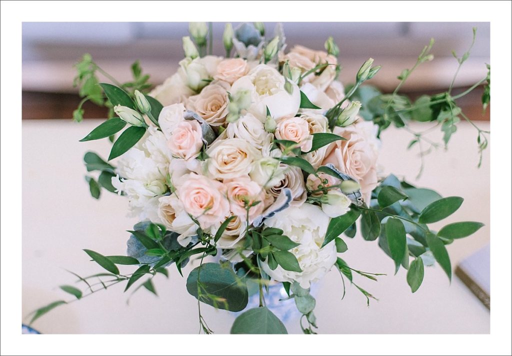 bridal bouquet by Flor Valentin at Cortijo Rosa Blanca