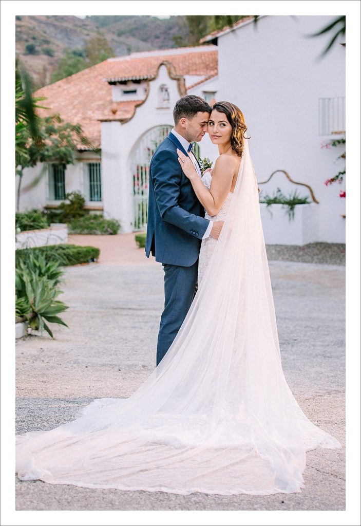 Bride and Groom Portraits on a Cloudy Day Profoto